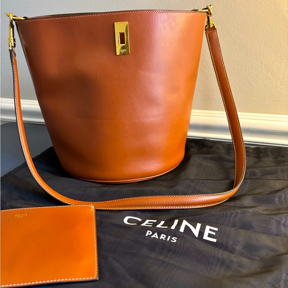 CELINE Handbags | Celine Bucket 16 in smooth calfskin leather (color: tan)